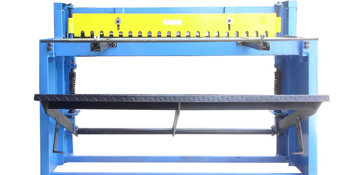 เครื่องตัด เครื่องตัดโลหะแผ่น เครื่องตัดเท้าเหียบ เครื่องตัดโลหะ Foot Cutting Shear Machine model Q01 1270x1.5mm.2