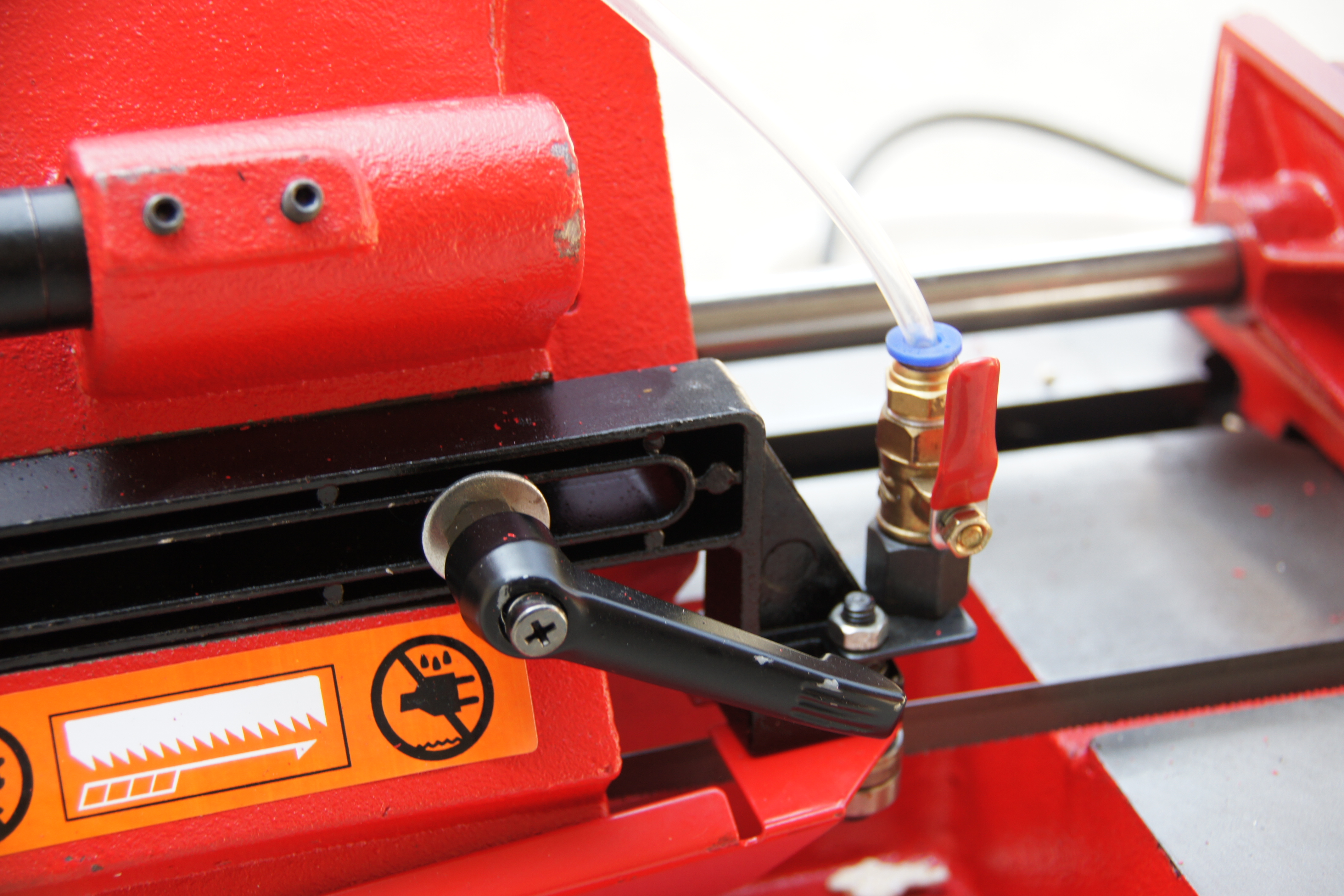 เลื่อยสายพาน ขนาด8นิ้ว Electric Metal Cutting Band Saw MT80-01(G5015)