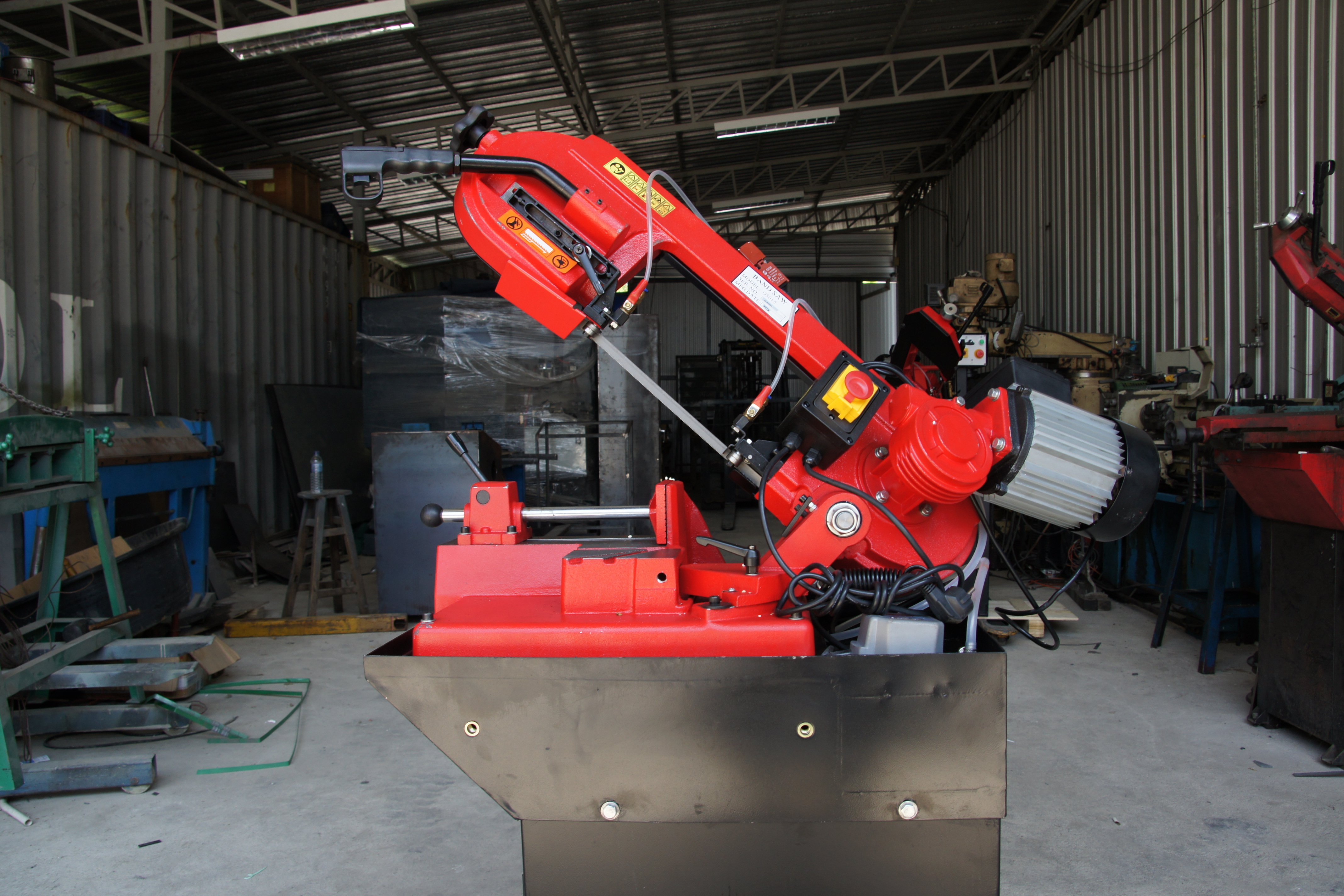 เลื่อยสายพาน ขนาด8นิ้ว Electric Metal Cutting Band Saw MT80-01(G5015)