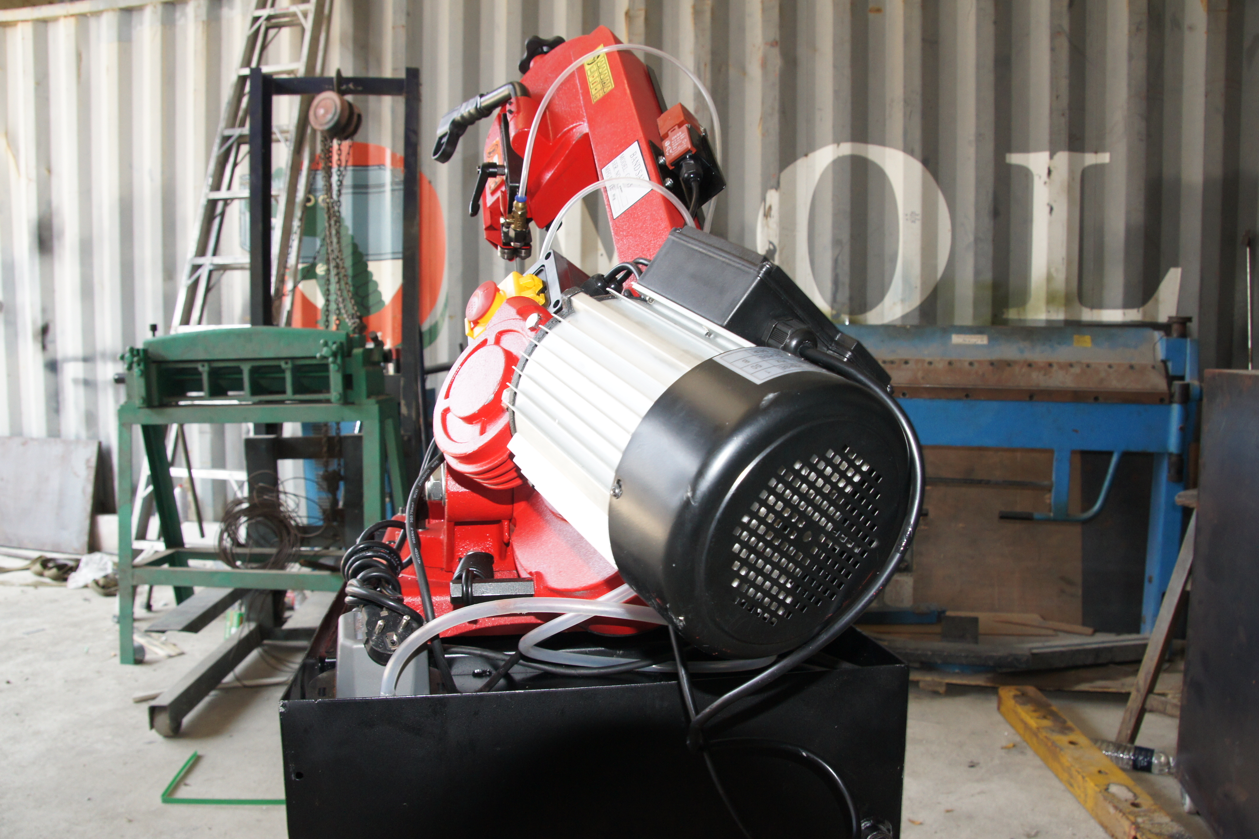 เลื่อยสายพาน ขนาด8นิ้ว Electric Metal Cutting Band Saw MT80-01(G5015)